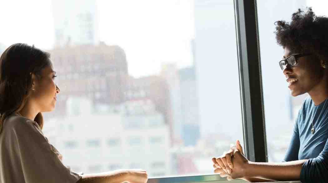 Describe an impressive talk/conversation you had that you remember well